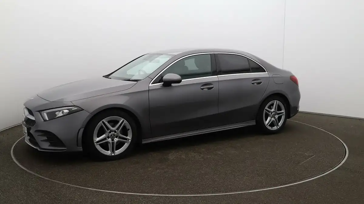 2020-mercedes-benz-a-class-13-a200-amg-line-saloon-4d-7g-dct-big-65