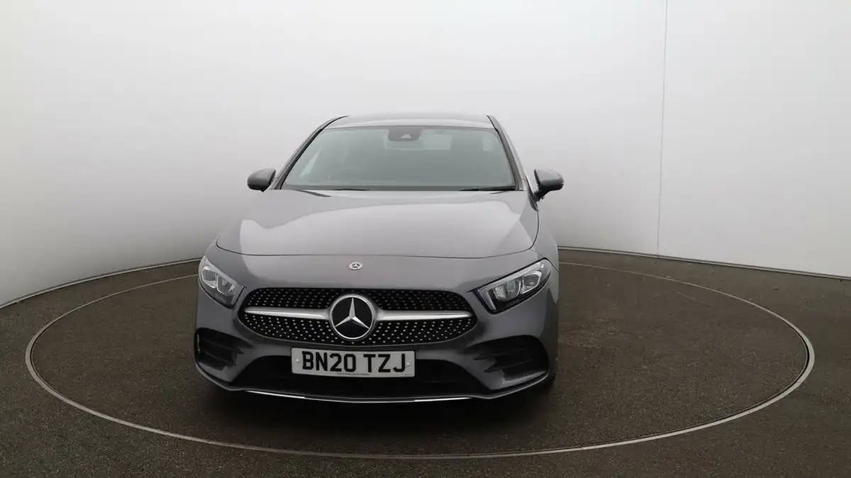 2020-mercedes-benz-a-class-13-a200-amg-line-saloon-4d-7g-dct-big-37