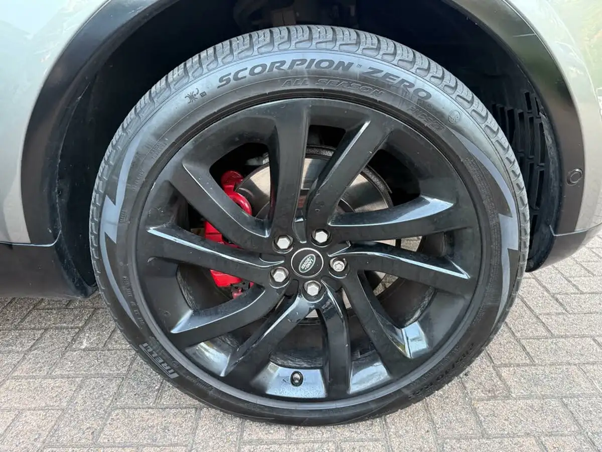 2017-land-rover-discovery-30td6-first-edition-big-56