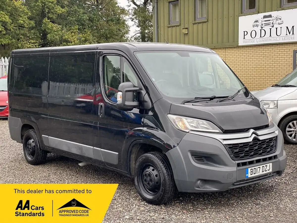 2017-citroen-relay-20bluehdi-35-l2h1-enterprise-big-0