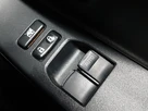 2016-toyota-yaris-133-icon-vvt-i-5d-small-17