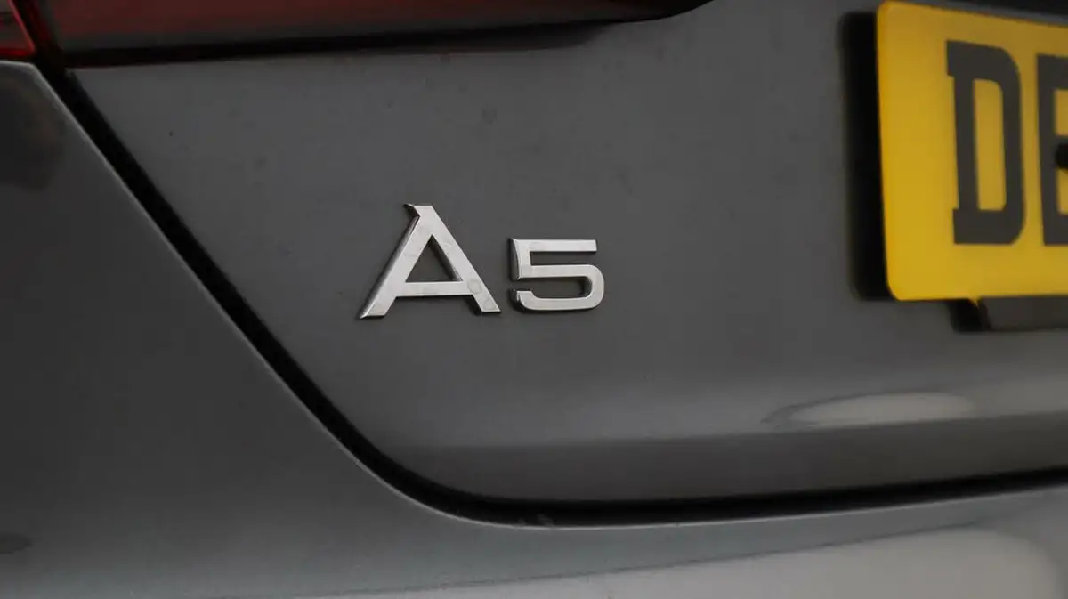 2020-audi-a5-20-35-tdi-s-line-163ps-sportback-5d-big-21