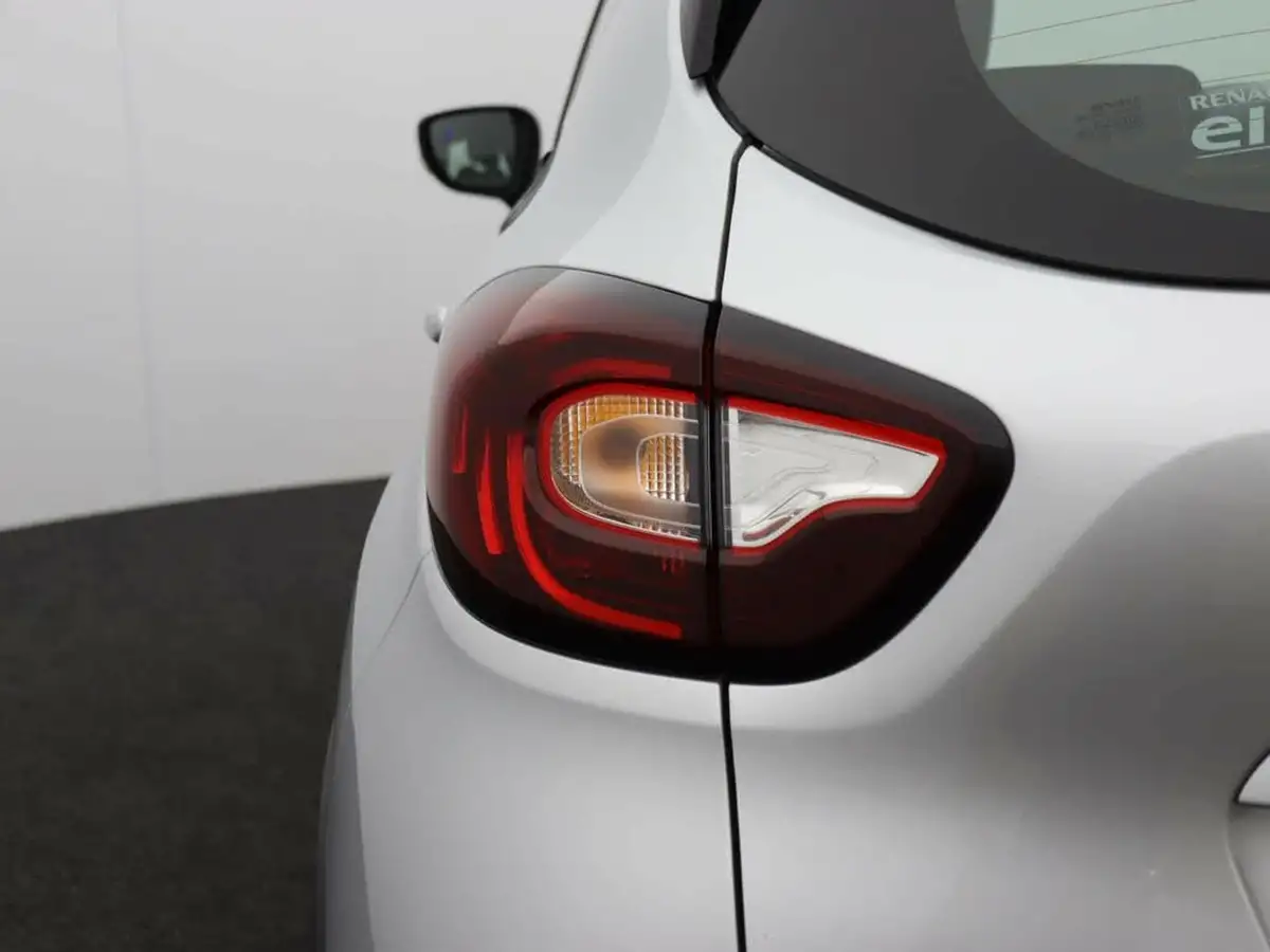 2017-renault-captur-12-tce-dynamique-nav-energy-ss-edc-auto-big-47