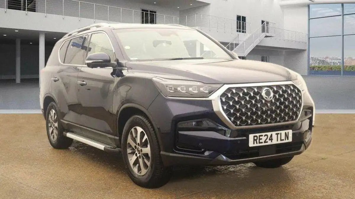 2024-kgm-ssangyong-rexton-22td-k40-big-0