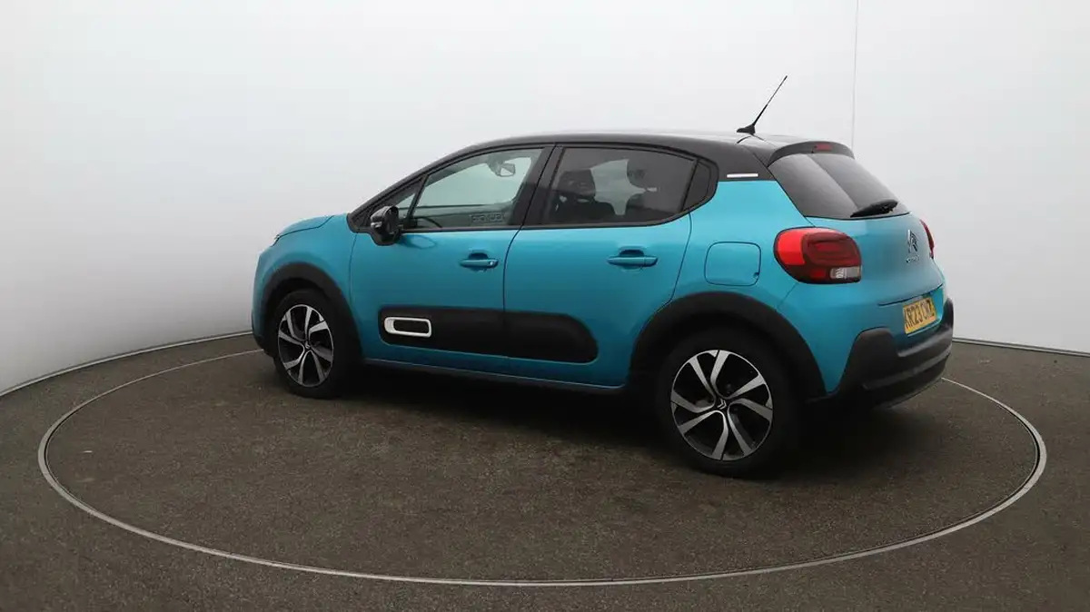 2023-citroen-c3-12-puretech-shine-plus-110ps-ss-eat6-big-36