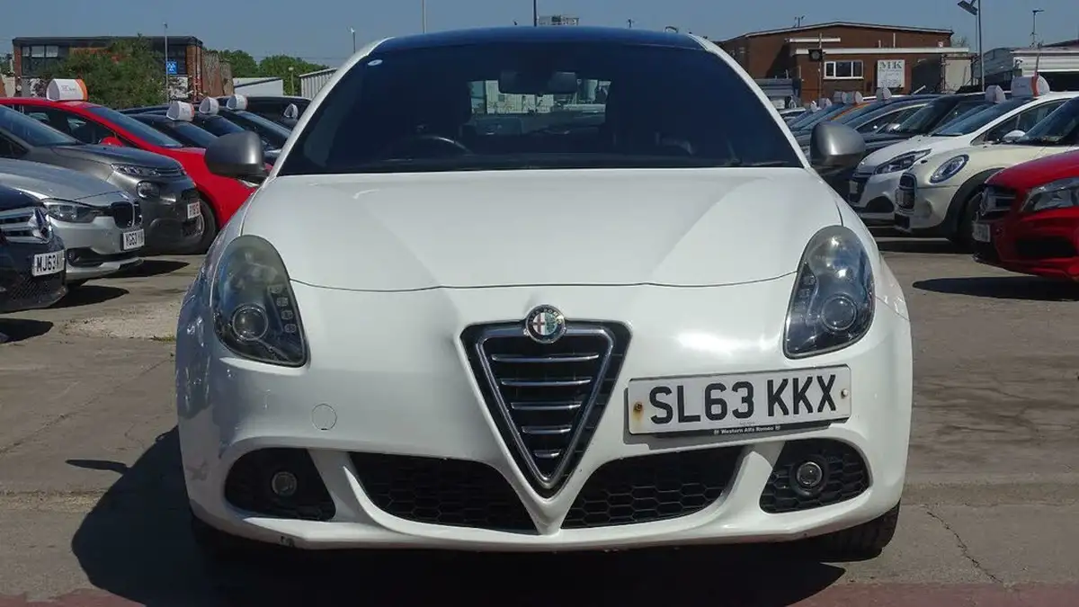 2013-alfa-romeo-giulietta-14-collezione-multiair-170bhp-big-4
