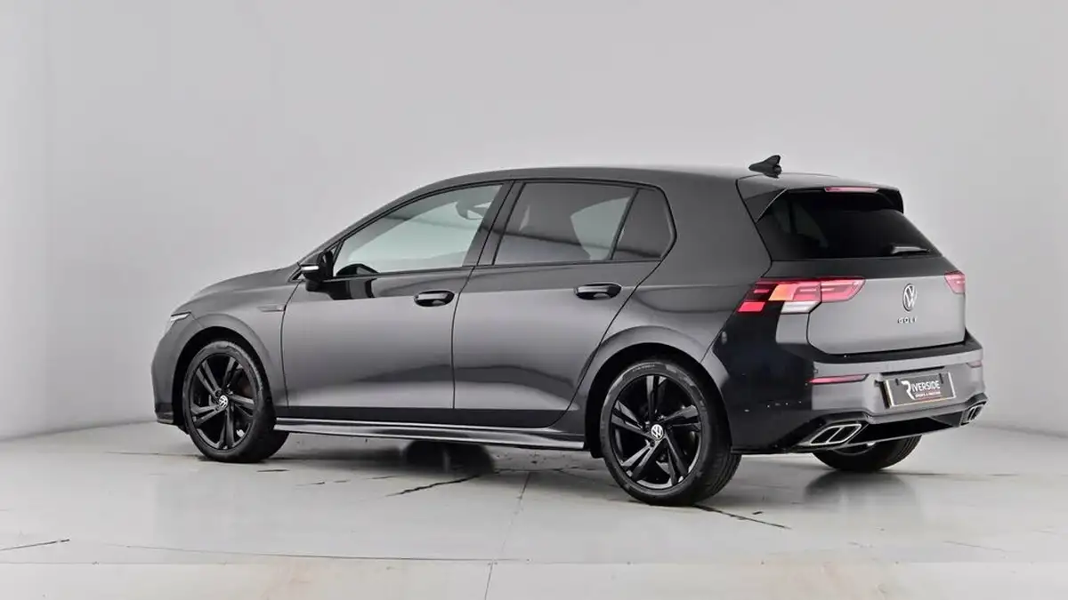 2022-volkswagen-golf-15-tsi-r-line-130ps-hatchback-big-64