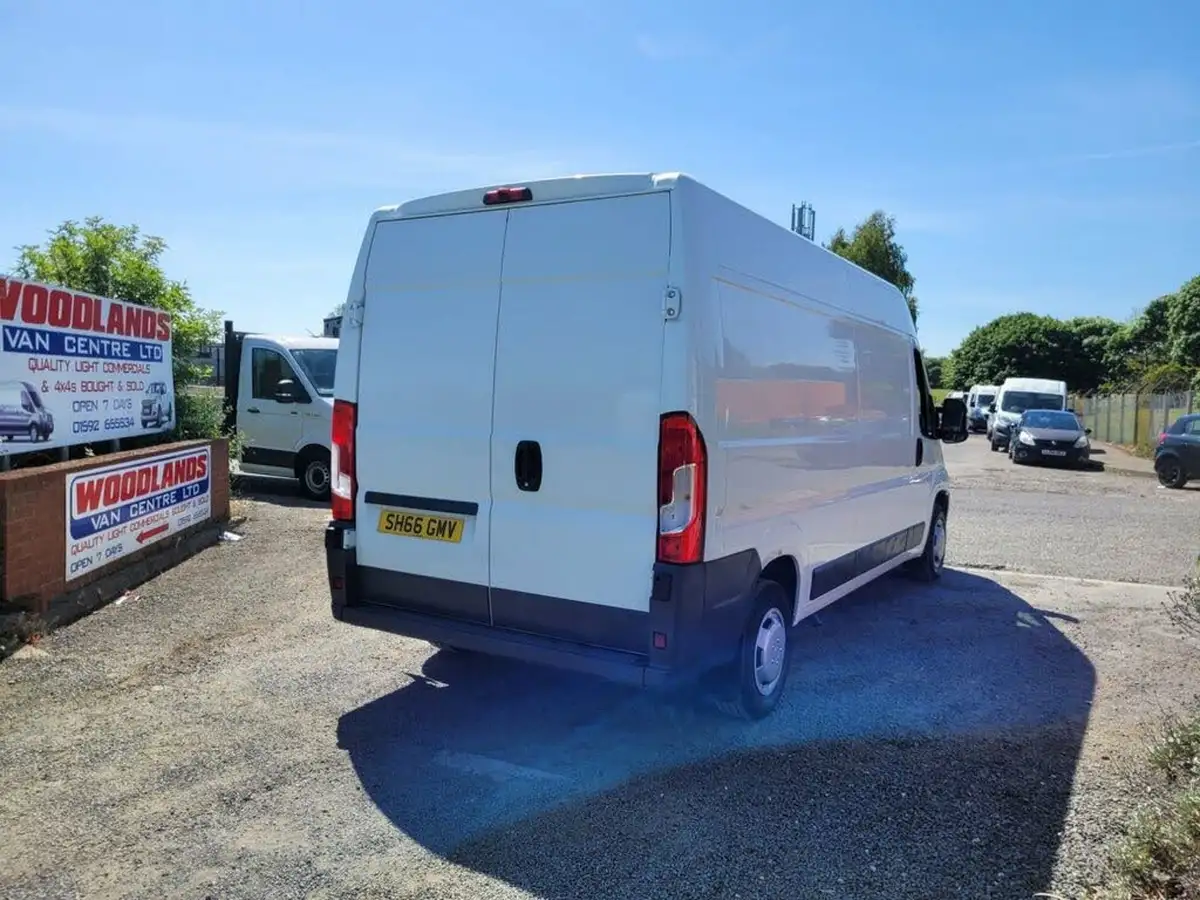 2017-citroen-relay-20bluehdi-35-l3h2-130eu6-big-5