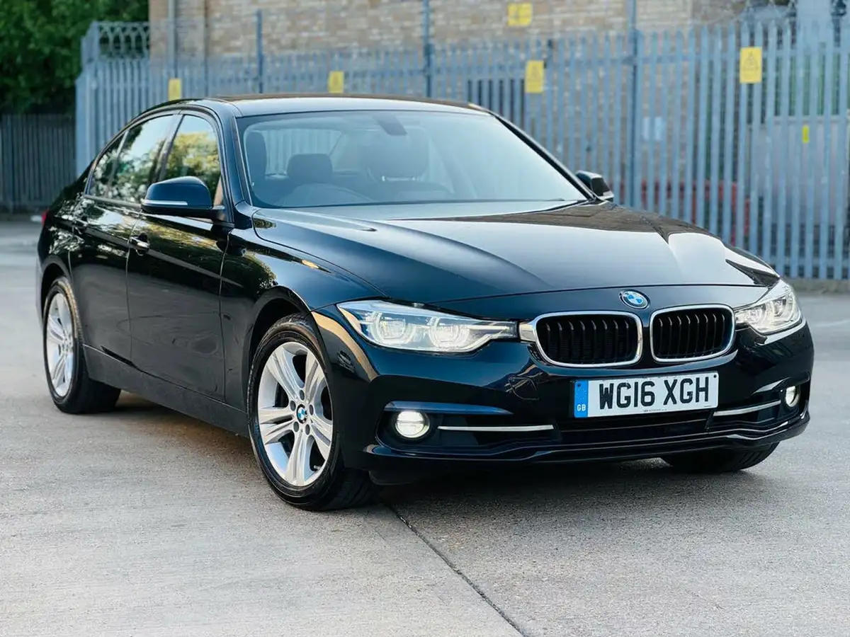 2016-bmw-3-series-20-320i-sport-saloon-4d-auto-big-36