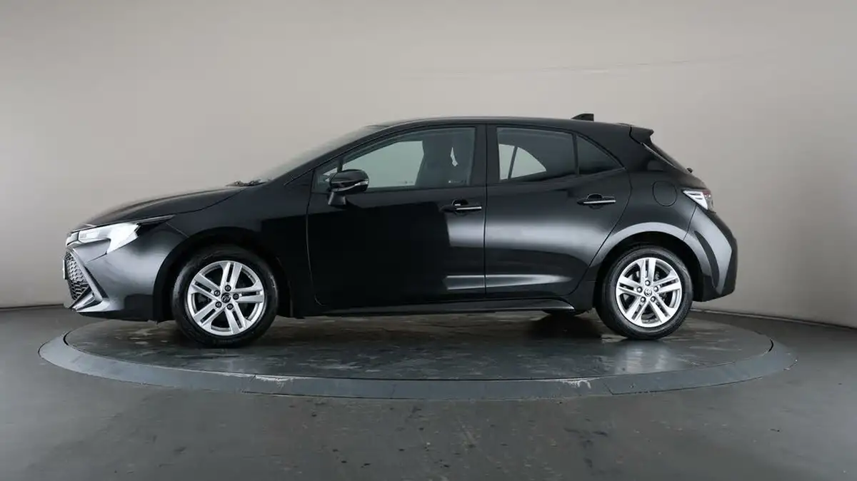 2022-toyota-corolla-18-vvt-i-icon-120bhp-trk-hatchback-5d-big-36