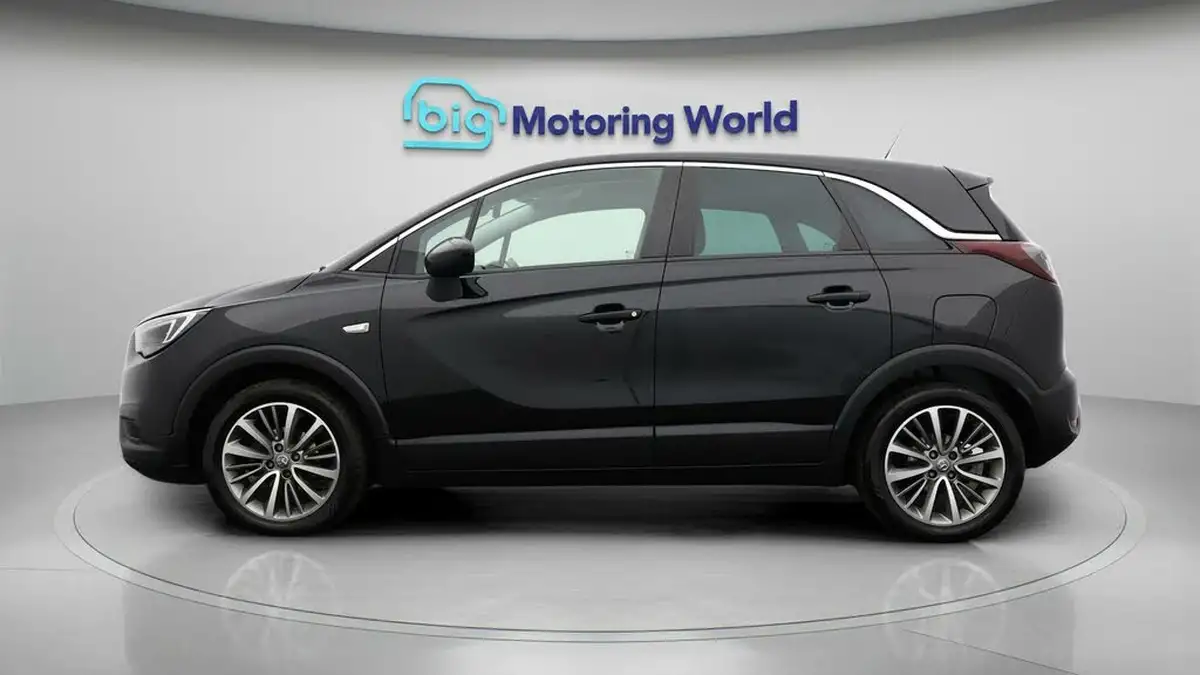 2020-vauxhall-crossland-x-12i-sri-nav-big-3