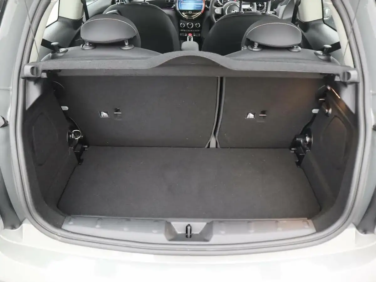 2022-mini-cooper-15-cooper-classic-hatchback-3d-auto-big-8