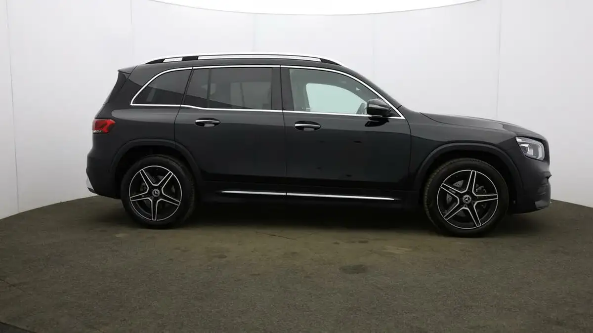 2023-mercedes-benz-glb-class-13-glb200-amg-line-premium-big-53