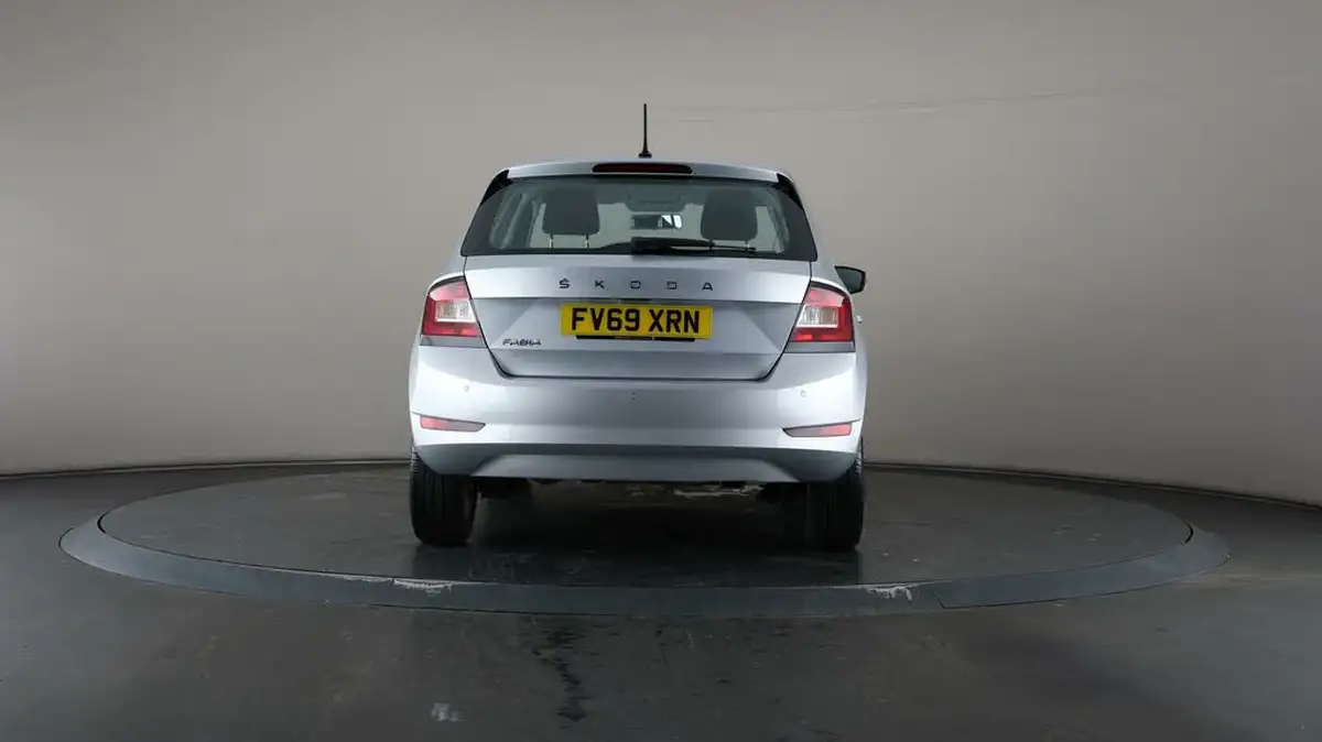 2019-skoda-fabia-10-mpi-se-60ps-hatchback-big-69