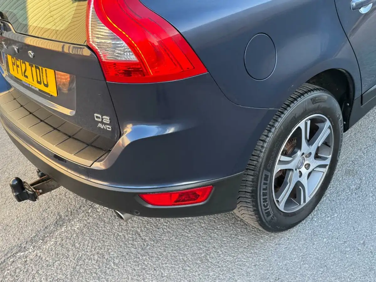 2012-volvo-xc60-24td-d3-se-lux-geartronic-big-11