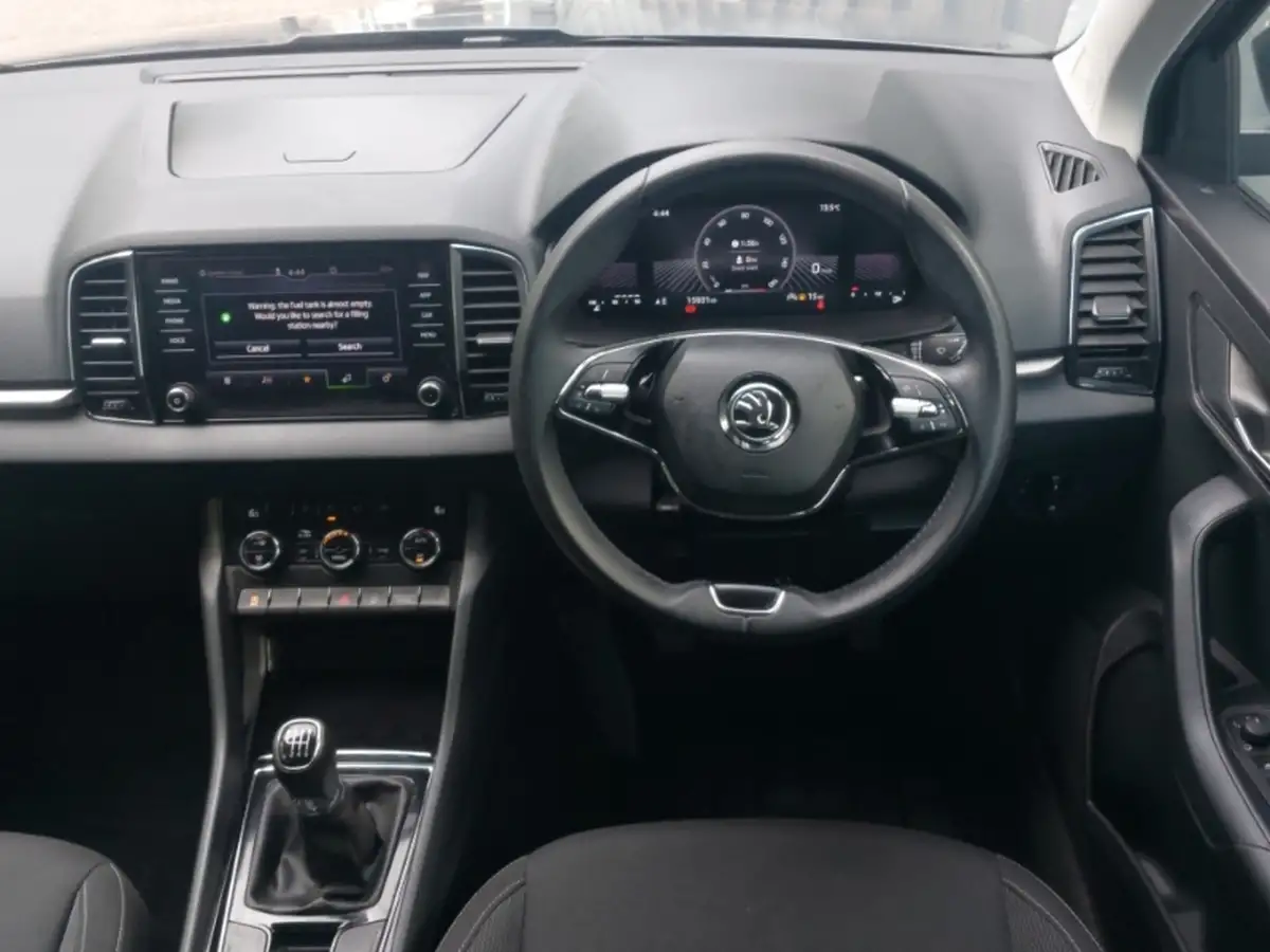 2020-mini-clubman-20-john-cooper-works-big-6