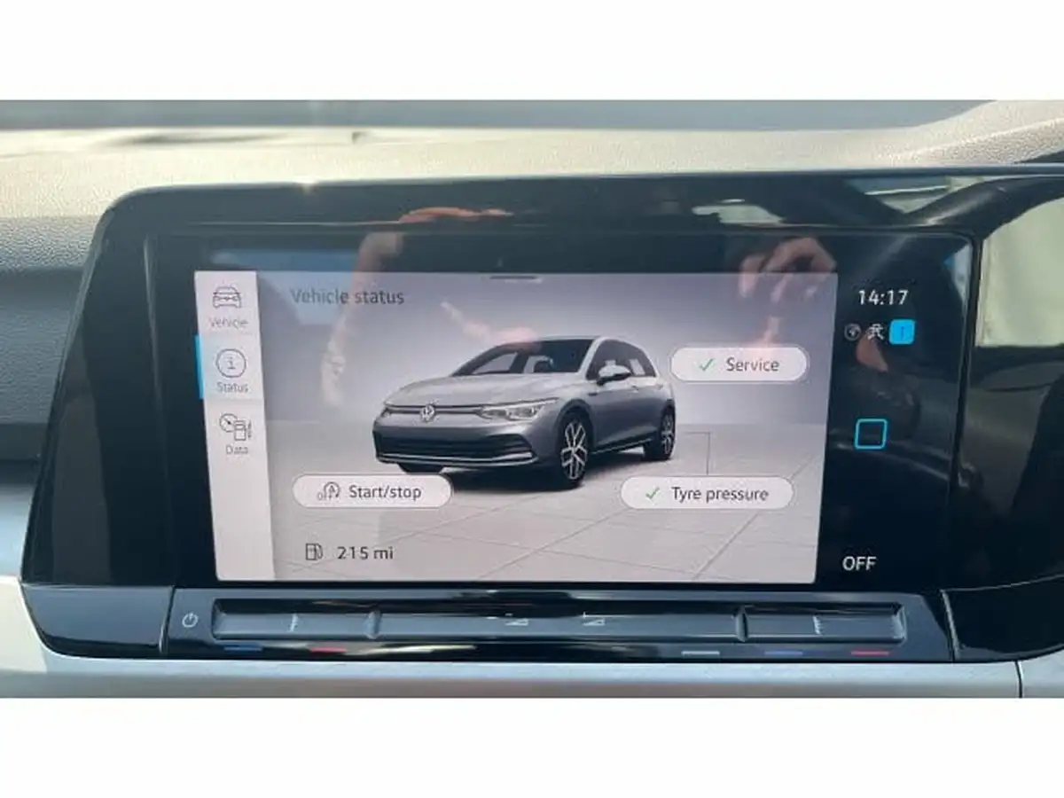 2022-volkswagen-golf-15-tsi-life-150ps-hatchback-big-22