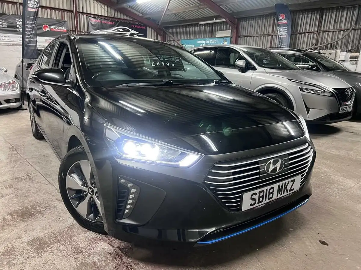 2018-hyundai-ioniq-16-gdi-premium-plug-in-hybrid-big-0