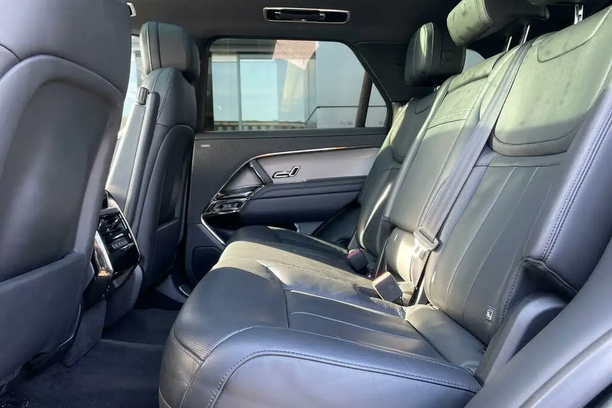2023-land-rover-range-rover-sport-30-p460e-dynamic-se-big-42
