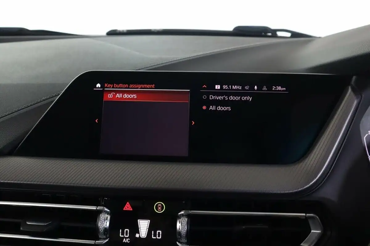 2020-bmw-1-series-big-55