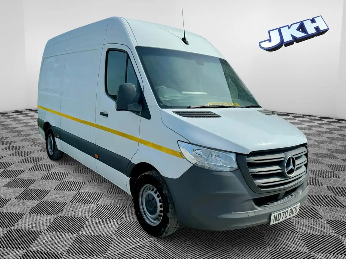 2020-mercedes-benz-sprinter-20cdi-315-l1h1-progressive-big-0