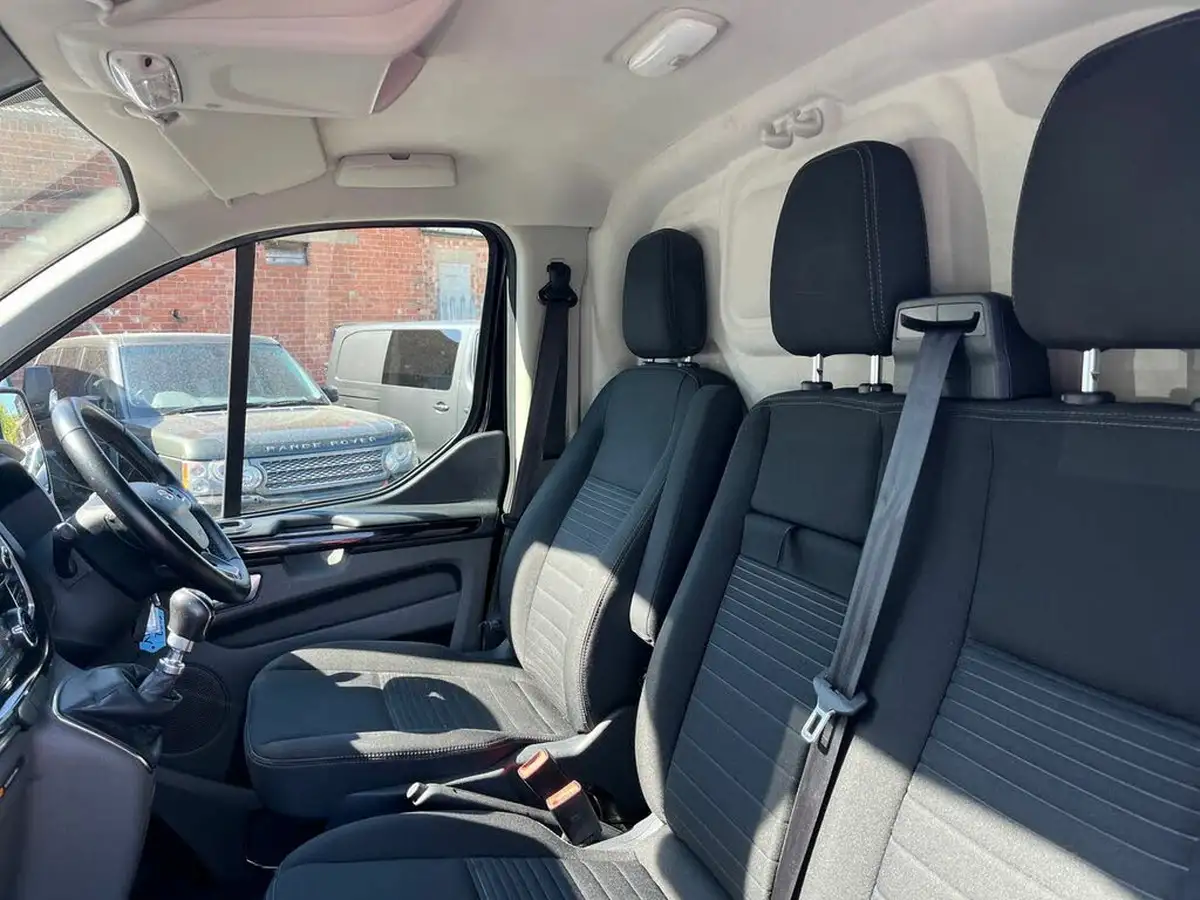 2022-ford-transit-custom-20tdci-300-l1h1-limited-130pseu6dt-panel-van-big-9