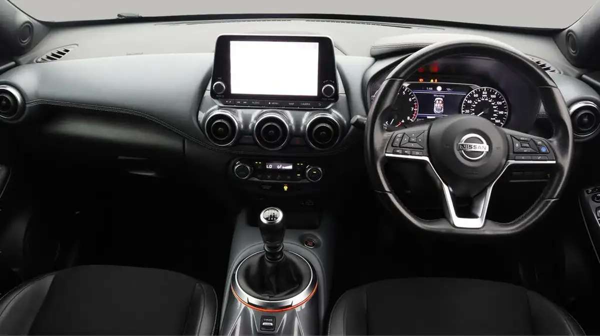 2020-nissan-juke-10-dig-t-tekna-114ps-big-12