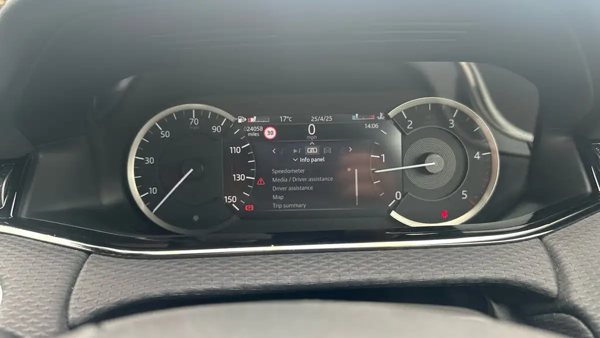 2022-land-rover-range-rover-evoque-20-d165-r-dynamic-s-big-12