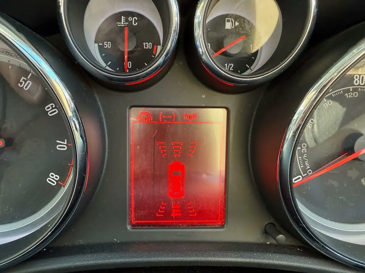 2015-vauxhall-astra-16-sri-115ps-hatchback-auto-big-45