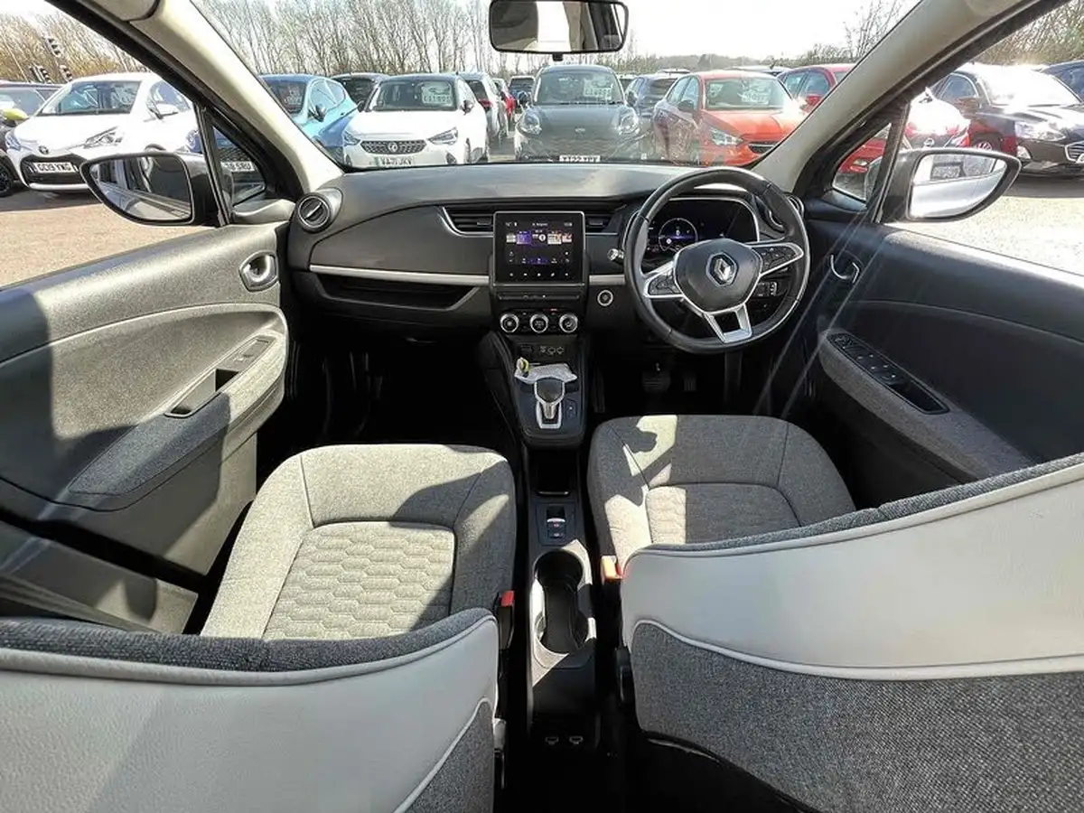 2020-renault-zoe-e-i-iconic-135ps-r135ze50-big-20