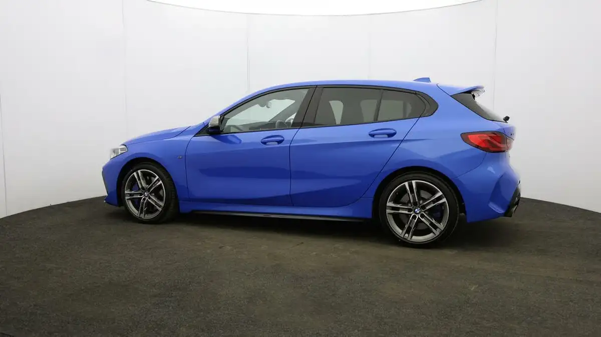 2021-bmw-1-series-20-m135i-xdrive-big-66