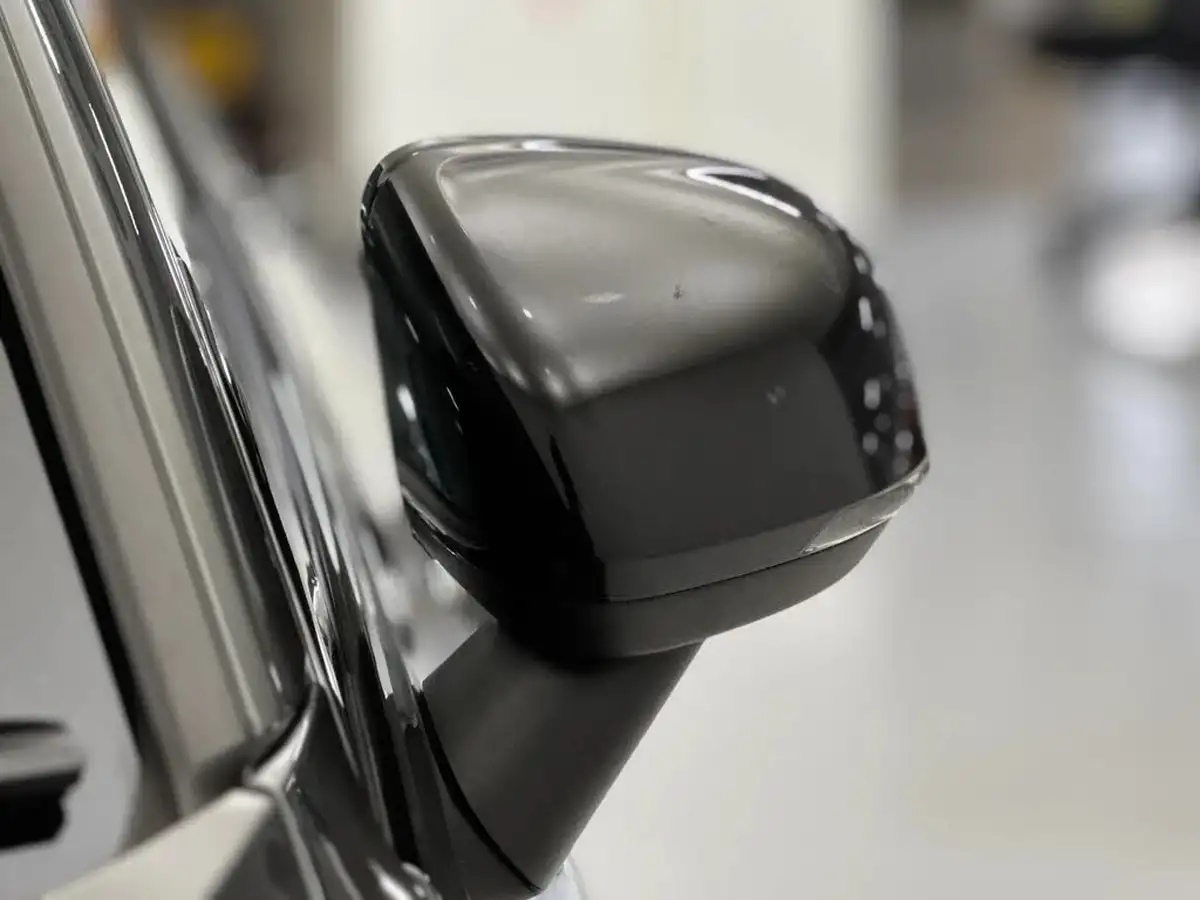 2021-volvo-v60-20-b3-r-design-161bhp-big-28