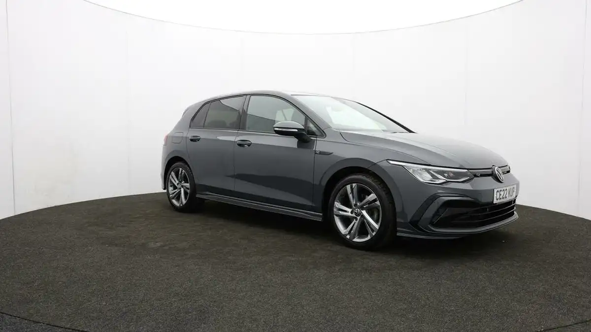 2022-volkswagen-golf-15-tsi-r-line-130ps-hatchback-big-46