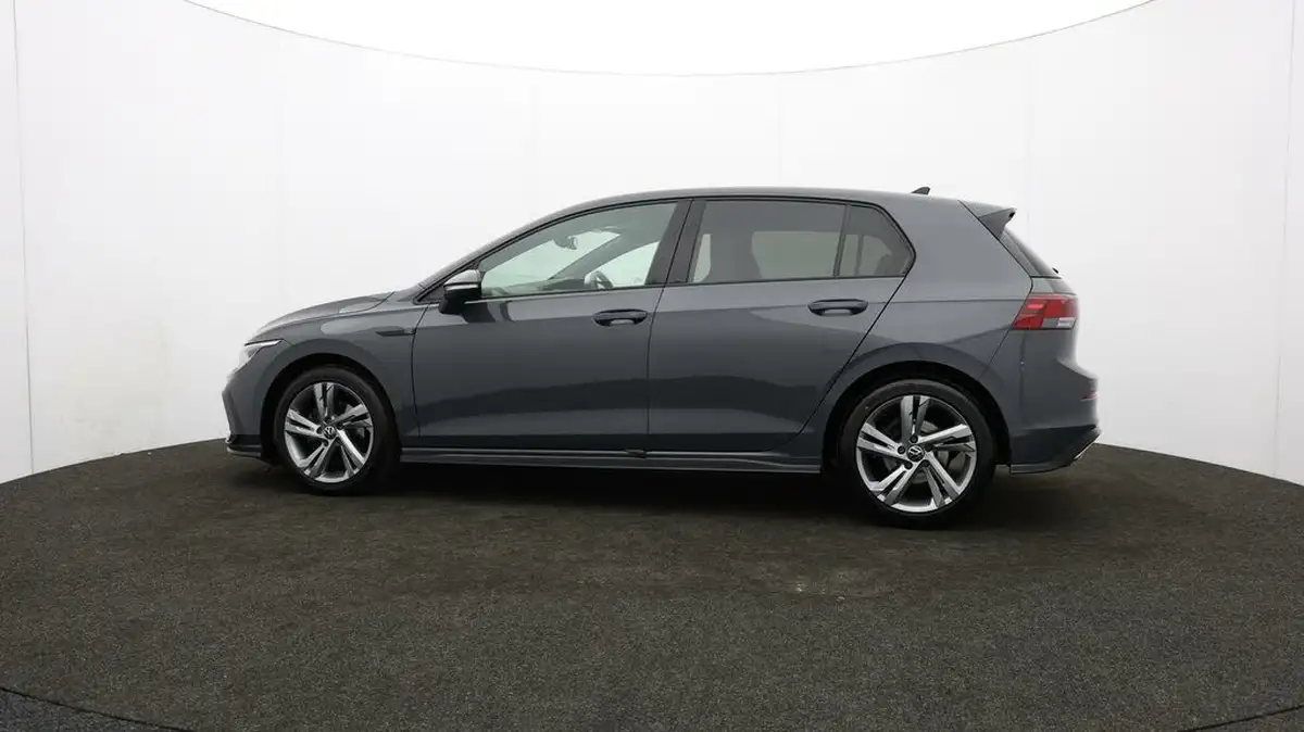 2022-volkswagen-golf-15-tsi-r-line-130ps-hatchback-big-70