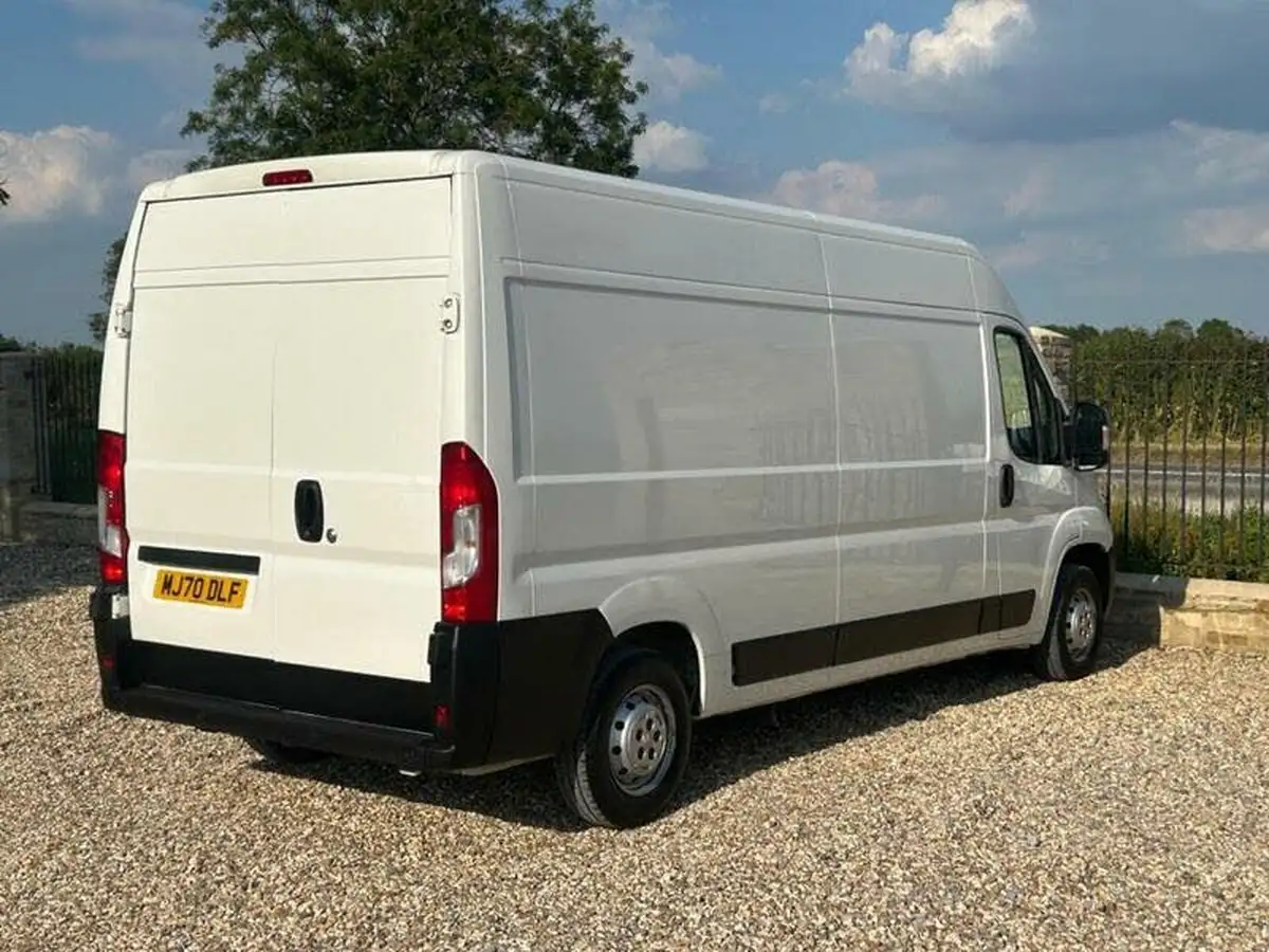 2020-citroen-relay-22bluehdi-35-l3h2-enterprise-panel-big-7