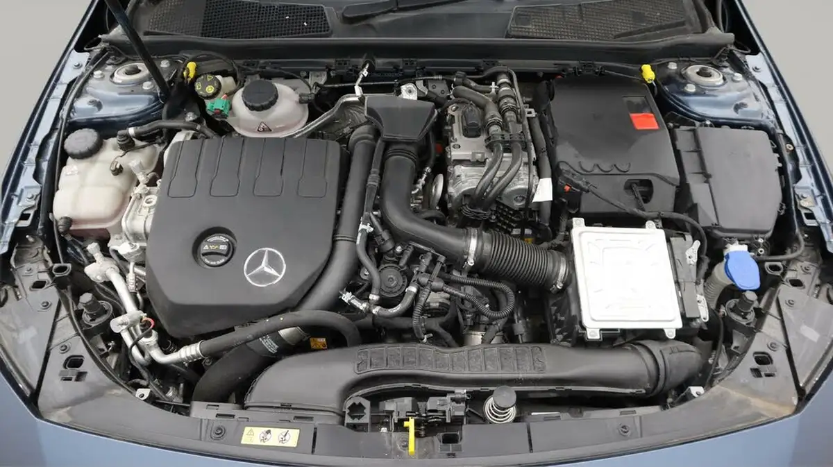 2021-mercedes-benz-a-class-13-a250e-amg-line-premium-edition-saloon-4d-big-19