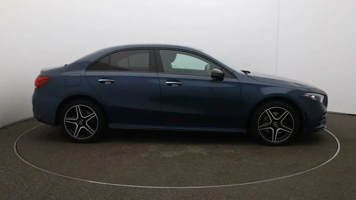 2021-mercedes-benz-a-class-13-a250e-amg-line-premium-edition-saloon-4d-big-47