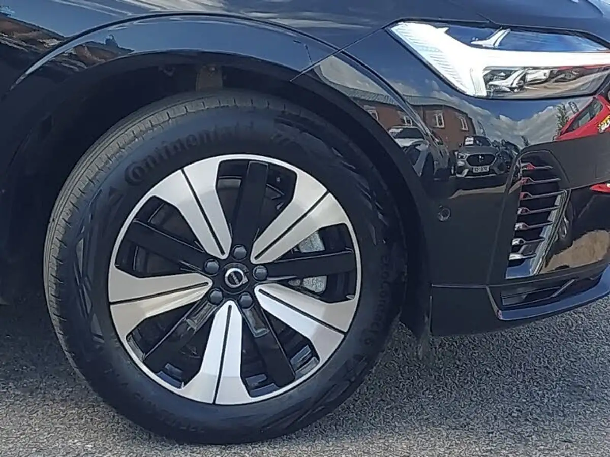 2024-volvo-xc60-20-b5-plus-big-8