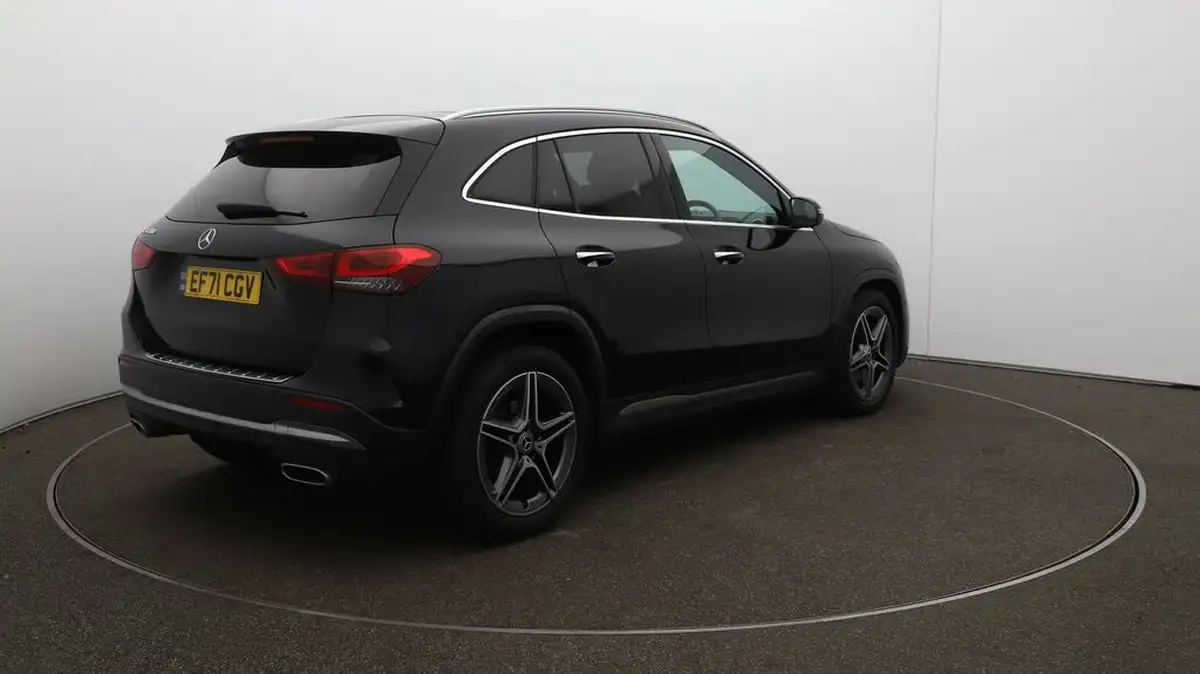 2022-mercedes-benz-gla-class-13-gla-180-amg-line-premium-plus-big-55