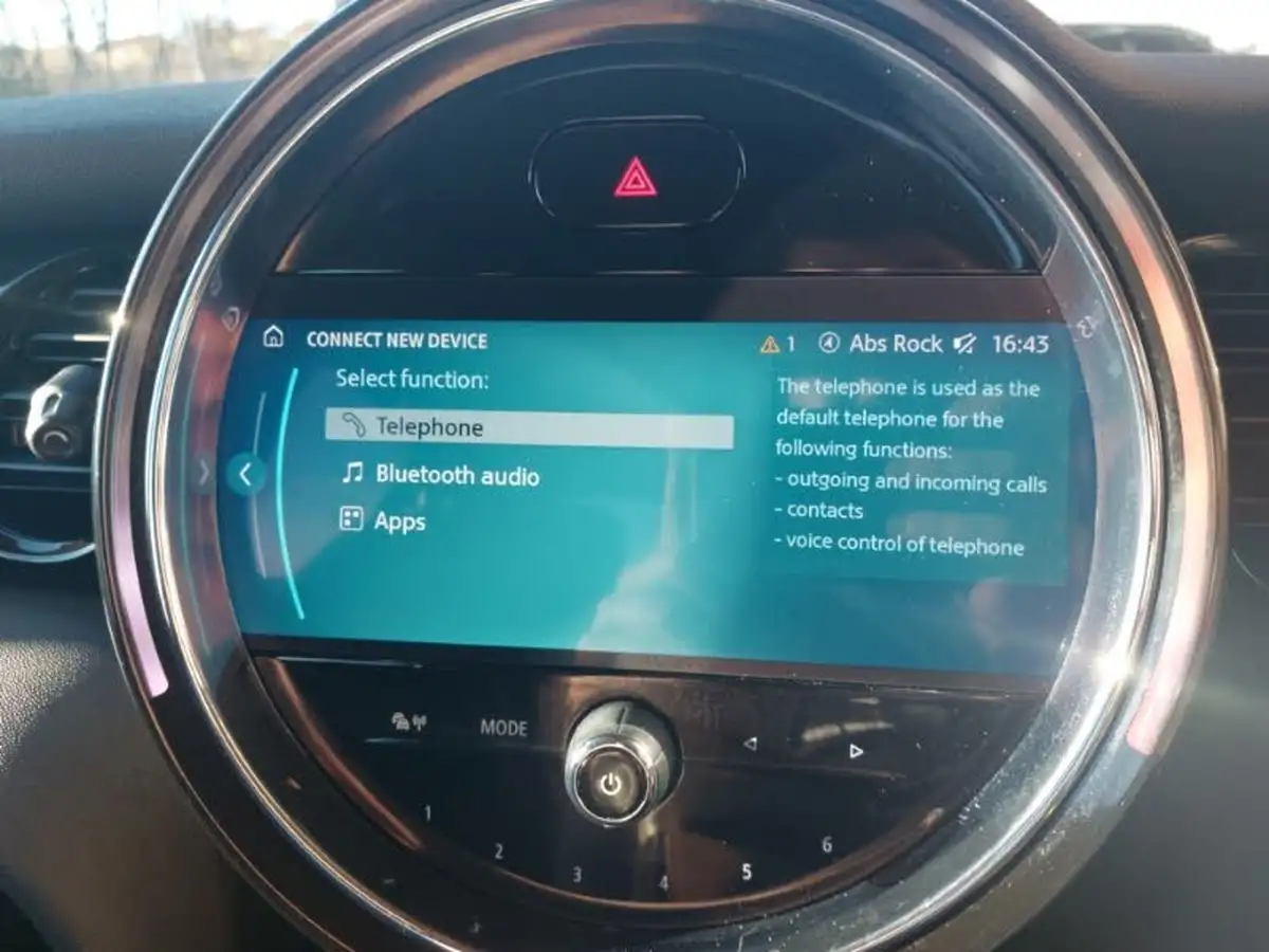 2021-mini-cooper-15-cooper-classic-hatchback-5d-big-14