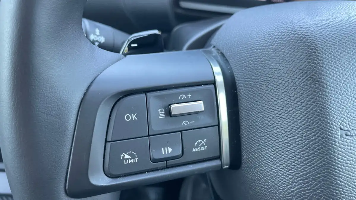 2024-citroen-c4-x-12-puretech-max-130ps-ss-eat8-big-22