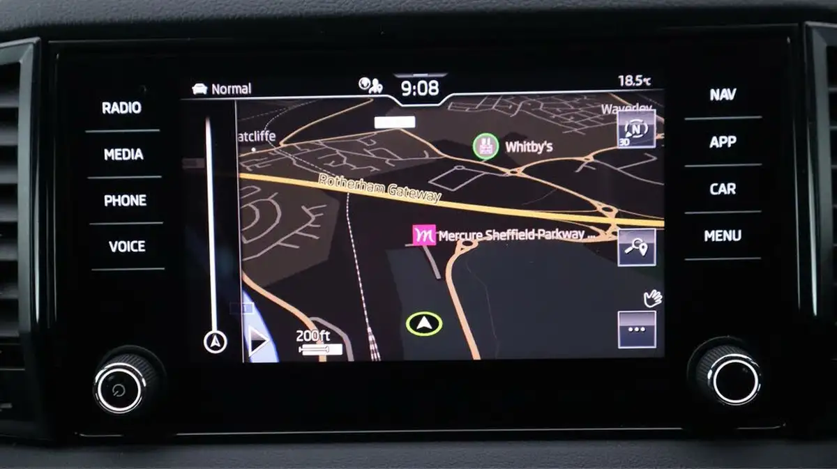 2021-skoda-karoq-15-tsi-sportline-dsg-big-11