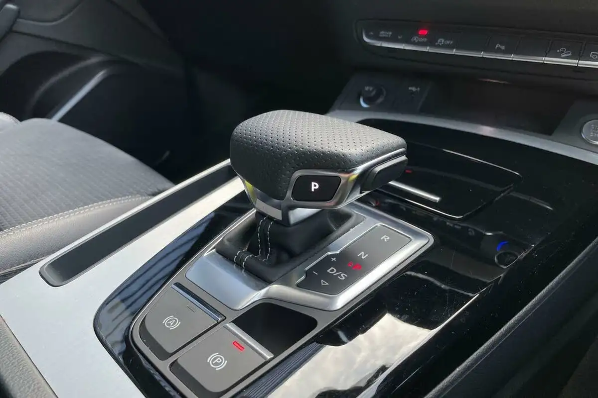 2023-audi-q5-20-45-tfsi-s-line-station-wagon-big-58