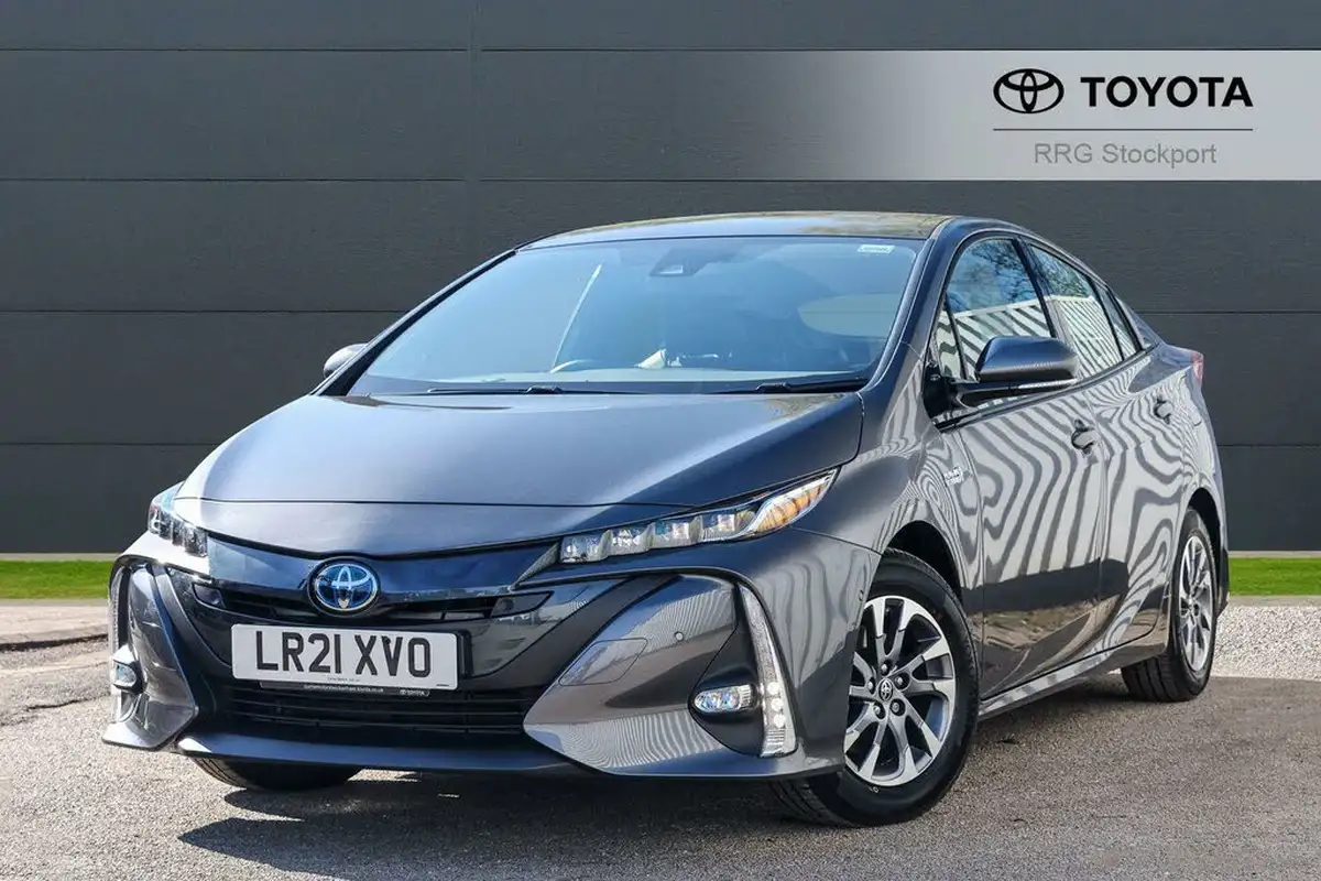2021-toyota-prius-18-vvt-i-excel-plug-in-e-cvt-big-2