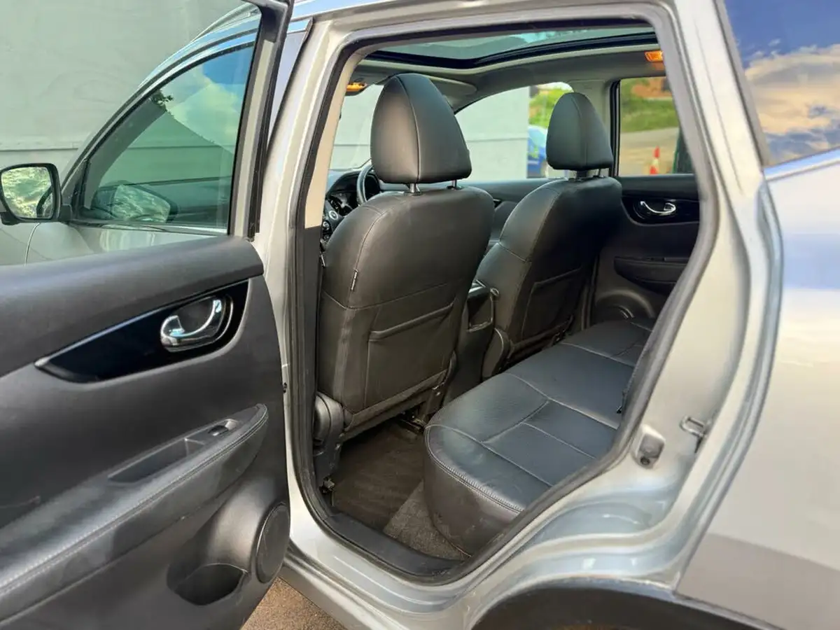2015-nissan-qashqai-16dci-tekna-xtronic-cvt-big-27