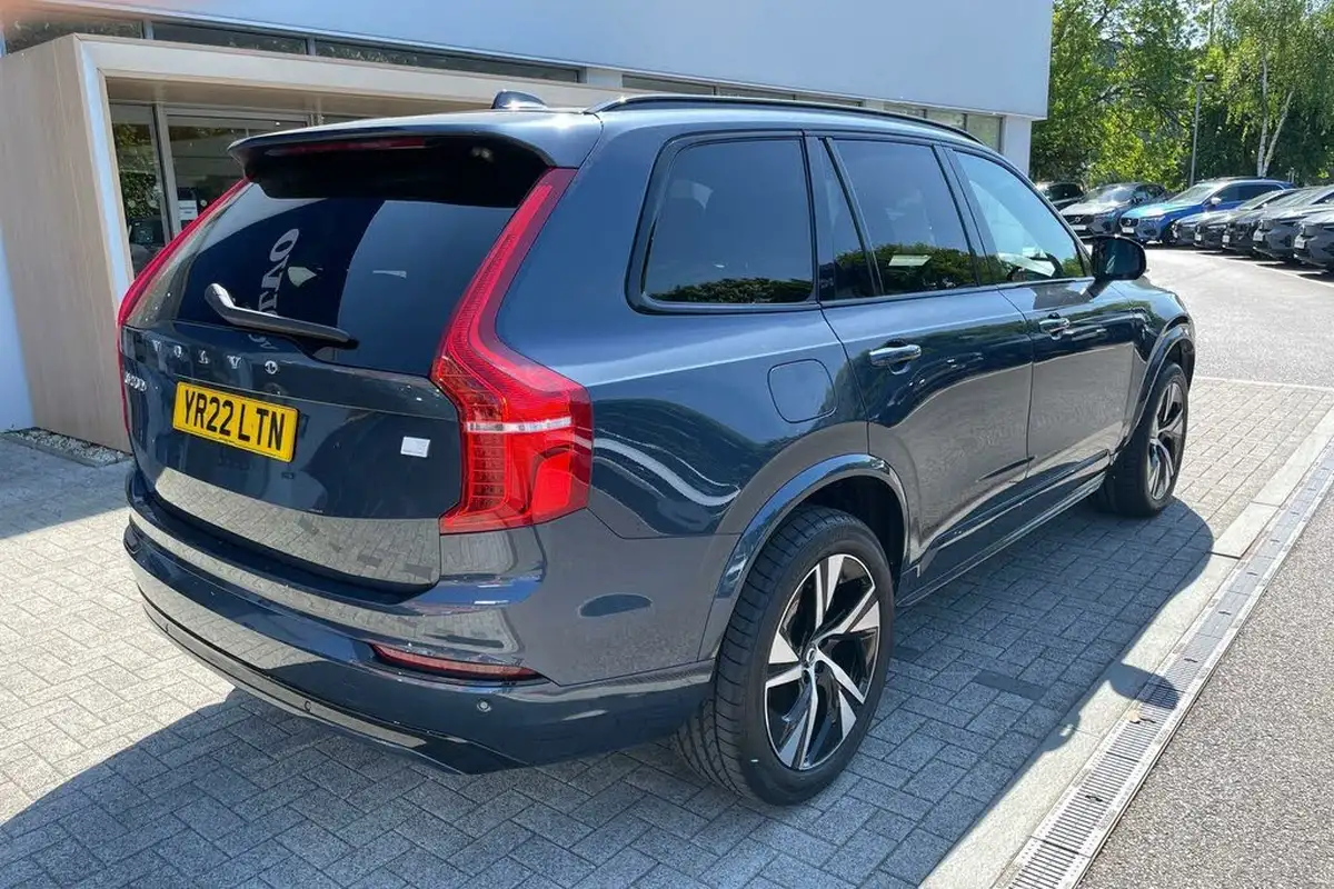 2022-volvo-xc90-20-t8-r-design-455bhp-big-8