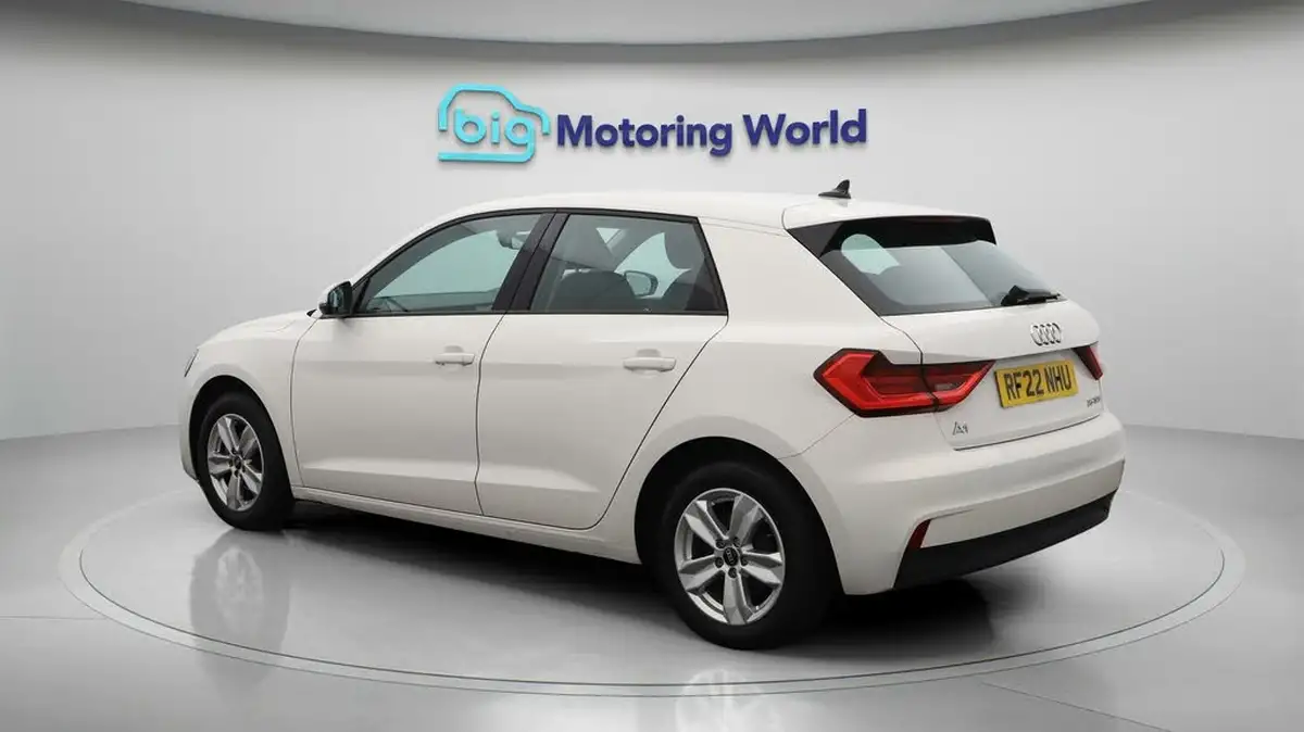 2022-audi-a1-10-25-tfsi-technik-big-5