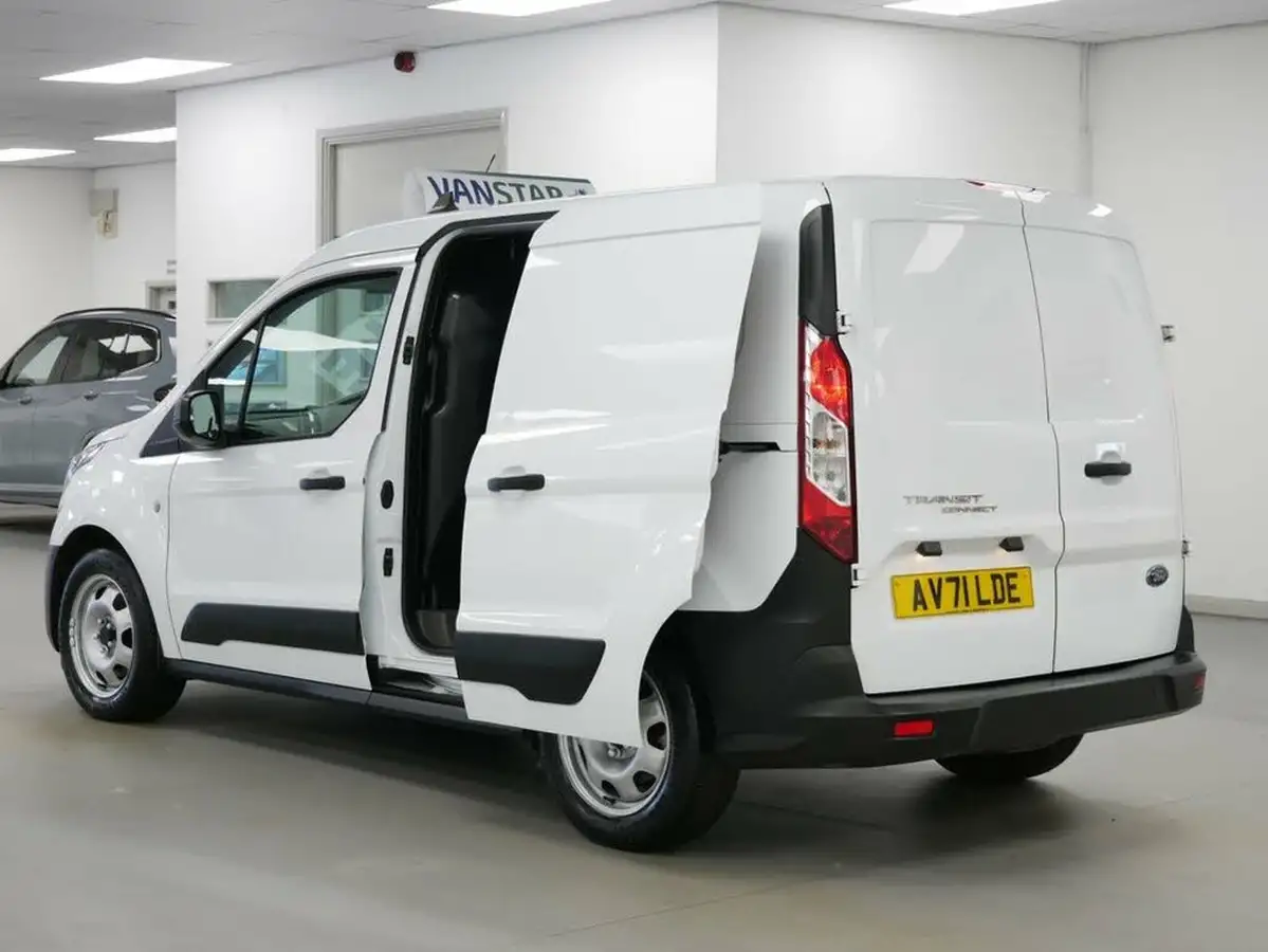 2022-ford-transit-connect-big-25