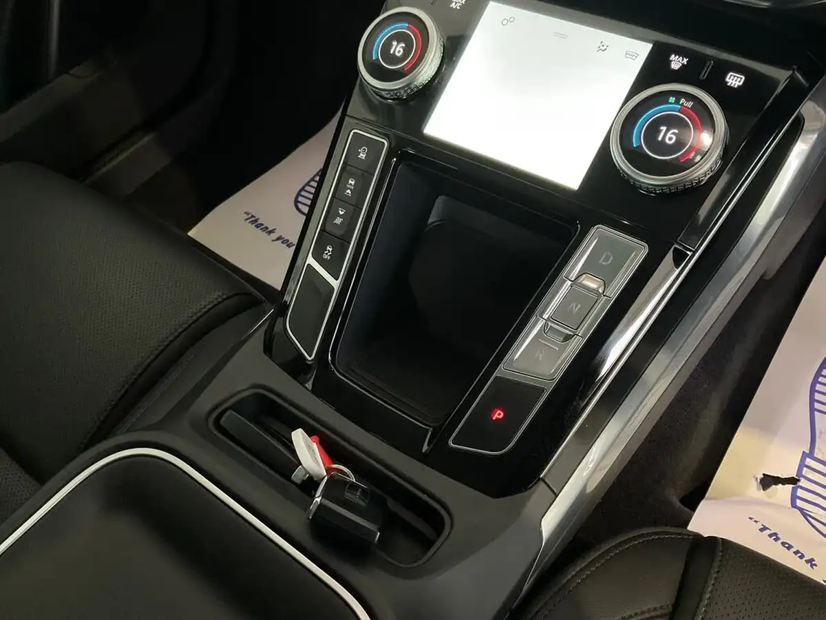2019-jaguar-i-pace-ev400-s-big-32