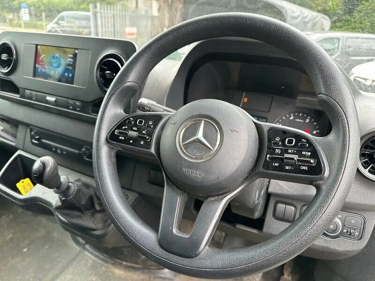 2021-mercedes-benz-sprinter-20cdi-315-l1h1-progressive-150pseu6dt-panel-rwd-eco-gear-360-big-27